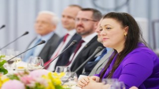 Çin'den İngiltere'ye “iç işlerine müdahale” suçlaması