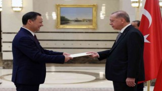 Cumhurbaşkanı Erdoğan, Kırgızistan Büyükelçisi Ruslan Kazakbaevi kabul etti