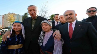 Cumhurbaşkanı Erdoğan, Mardin Valiliğini ziyaret etti