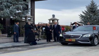 Cumhurbaşkanı Recep Tayyip Erdoğanın Milliyetçi Hareket Partisi (MHP) Genel Başkanı Devlet Bahçeli ile görüşmesi başladı.