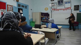 Denizlide 10 bin aileye eğitim verildi
