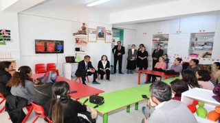 Denizlide veliler aile okulu eğitimleriyle destekleniyor
