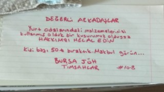 Depremden sonra evlerine giden öğrenciler döndüklerinde bu manzara ile karşılaştılar