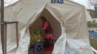 Depremin üstünden 10 gün geçti, korkusu hala sürüyor