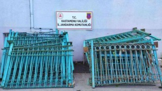 Dere kenarlarından 600 bin TL değerinde demir korkuluk çalan şahıslar yakalandı