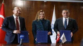 DEÜde Fetihleri Anlamak Fatihleri Anmak konulu panel