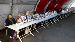 Diyarbakır annelerinden HDP ve PKKya tepki: “Onların hedefleri Kürtlük ve Türklükle alakalı değil, sadece mazlumların canını yakmaktır”