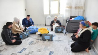 Diyarbakırda 82 gün küvezde kalan üçüz bebek taburcu edildi
