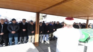 Doç. Dr. Kulun abisi son yolculuğuna uğurlandı