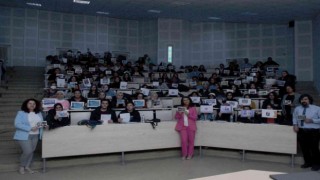 Doktor Öğretim Üyesi Havva Gezgin Yazıcı: Kartpostallar, teknolojiye yenik düştü