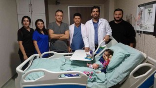 Doktorların umudunu kestiği küçük Mira, Türkiyede sağlığına kavuştu
