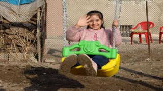 Down sendromlu Ayşenin salıncak hayali gerçeğe dönüştü