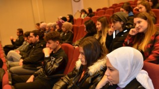 DPÜde “Teori ve Pratiğin Çelişkisinde İnsan Haklarının İmkanı” etkinliği