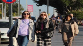 Dünyaca ünlü sahilde yılın son yoğunluğu