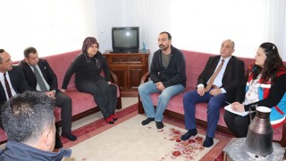 Düziçi Kaymakamı Turgay İlhan ev ziyaretlerini sürdürüyor
