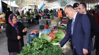 Düziçi Kaymakamı Turgay İlhan, pazarcı esnafı ile buluştu