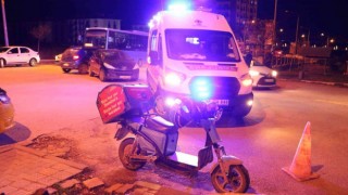 Edirnede otomobille çarpışan motosikletli kurye yaralandı