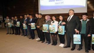 Edremit Belediyesinden 2 bin öğrenciye kaynak kitap desteği