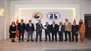 Edremit Ticaret Odası, Aydın Ticaret Borsasını ziyaret etti