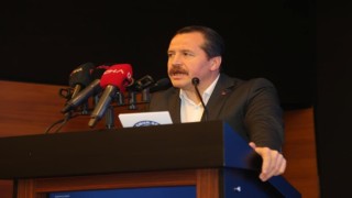 Eğitim Bir-Sen Başkanı Yalçın: Yabancı düşmanlığına dayanan politikaları ülke politikası haline getiriyorlar
