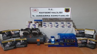 Ekiplerden tütün kaçakçılarına operasyon
