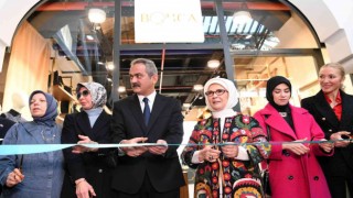 Emine Erdoğan, Galataportta Olgunlaşma enstitülerinin markası Bohça mağazasının açılışını yaptı