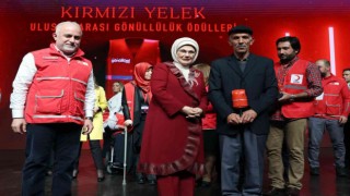 Emine Erdoğan: “Gönüllülük kültürünü yaşatırsak, dünya sevgiyle çepeçevre kuşanır”