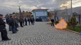 Emniyet görevlilerine yangın ve deprem tatbikatı