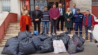 Engelliler için bir yılda 45 bin adet mavi kapak topladılar