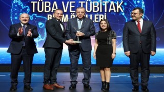 Erdoğandan HKÜye ödül