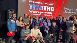 Erzincan ekibi Çaresizlik oyunuyla Türkiye üçüncüsü oldu