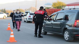 Erzincanda çeşitli suçlardan aranan 6 kişi yakalandı