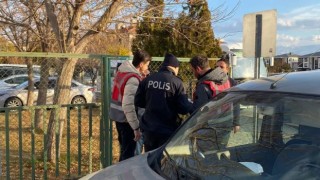 Erzincanda polis ekipleri tarafından okul çevrelerinde denetimler sürüyor