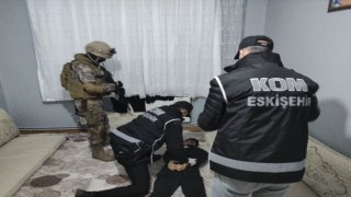 Eskişehirde Silindir Operasyonunda 30 kişi gözaltına alındı