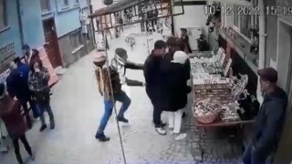 Eskişehire gezmeye gelen genç bıçaklı saldırıya uğradı