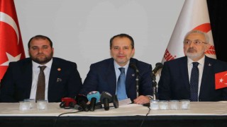 Fatih Erbakan: “6lı masanın ayaklarından çatırtılar geliyor”