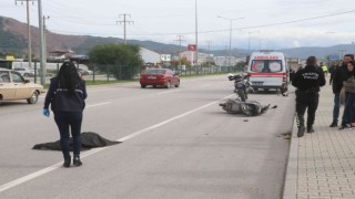 Fethiyede kamyon ile motosiklet çarpıştı: 1 ölü, 1 yaralı
