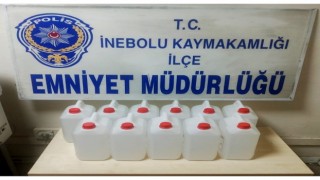 FETÖden ihraç edilen binbaşının evinde 55 litre etil alkol ele geçirildi