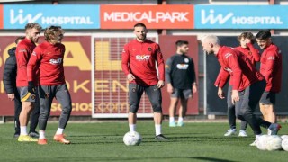 Galatasarayda Icardi saha çalışmalarına başladı
