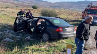 Gaziantepte 2 otomobil kafa kafa çarpıştı: 3 yaralı