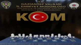 Gaziantepte kaçak makaron ve cep telefonu operasyonu: 3 gözaltı