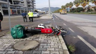 Gazipaşadaki kazada motosiklet sürücüsü yaralandı