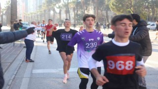 Gençler Atası için koştu