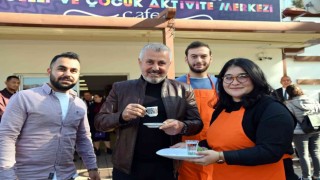 Gençler Türk kahvesi etikliğinde buluştu
