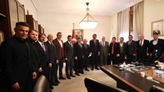 Giresun heyeti, Giresunun devam eden yatırım ve yeni projelerle ilgili Bakanla görüştü