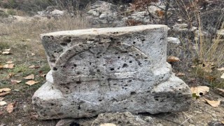 Göbeklitepeden daha eski bölge defineciler tarafından tahrip edildi