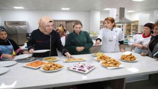 Gölbaşı Belediyesinin ücretsiz kurslarında eğitim devam ediyor