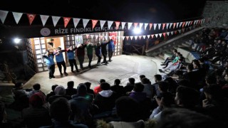 Gümüşhane Üniversitesi öğrencileri Rizede kamp yaptı