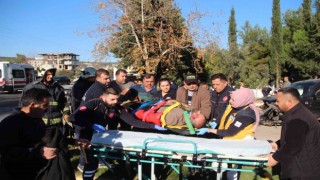 Hafif ticari araç ile otomobilin çarpıştığı kazada can pazarı