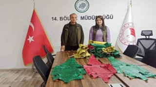 Hakkaride 21 adet timsah derisi ele geçirildi
